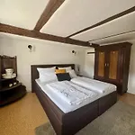 Haus Engelbert Apartman *